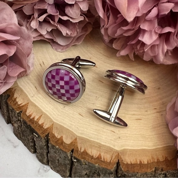 Elegant Purple and Silver Iridescent Mother of Pearl Mosaic Cufflinks - Picture 9 of 16